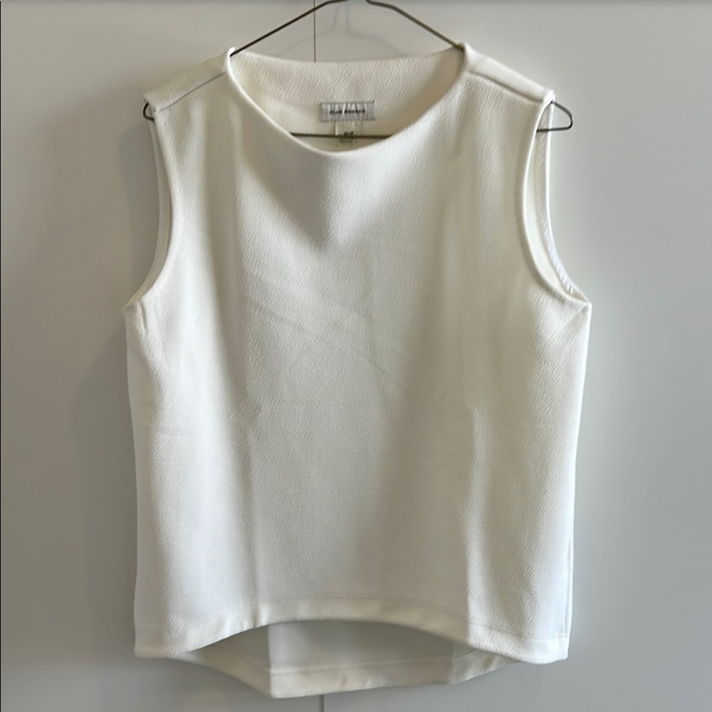 Elegant White Sleeveless Top